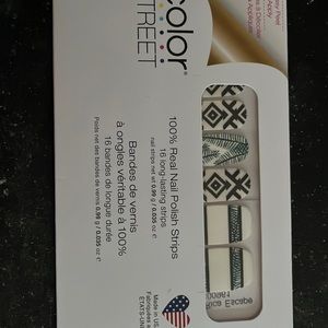 Color Street nail polish strips